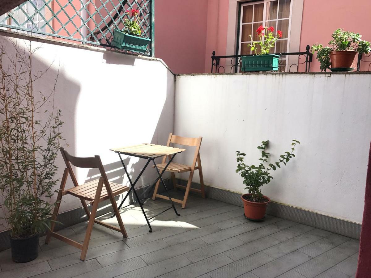 Sweet With Terrace In Apartamento